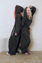 THE WILD LINE TRACK PANT - Charcoal