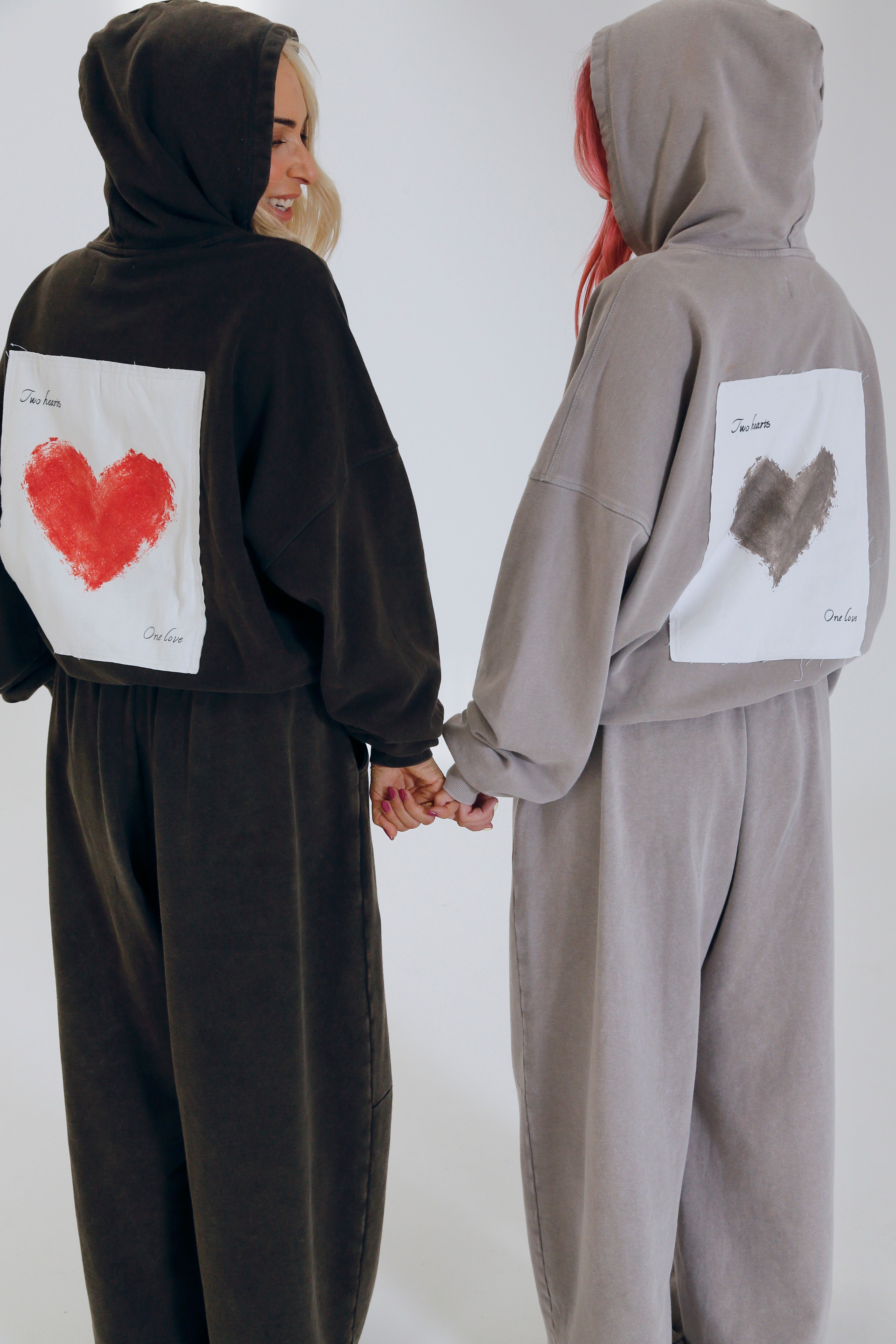 THE ONE LOVE HOODIE - Charcoal