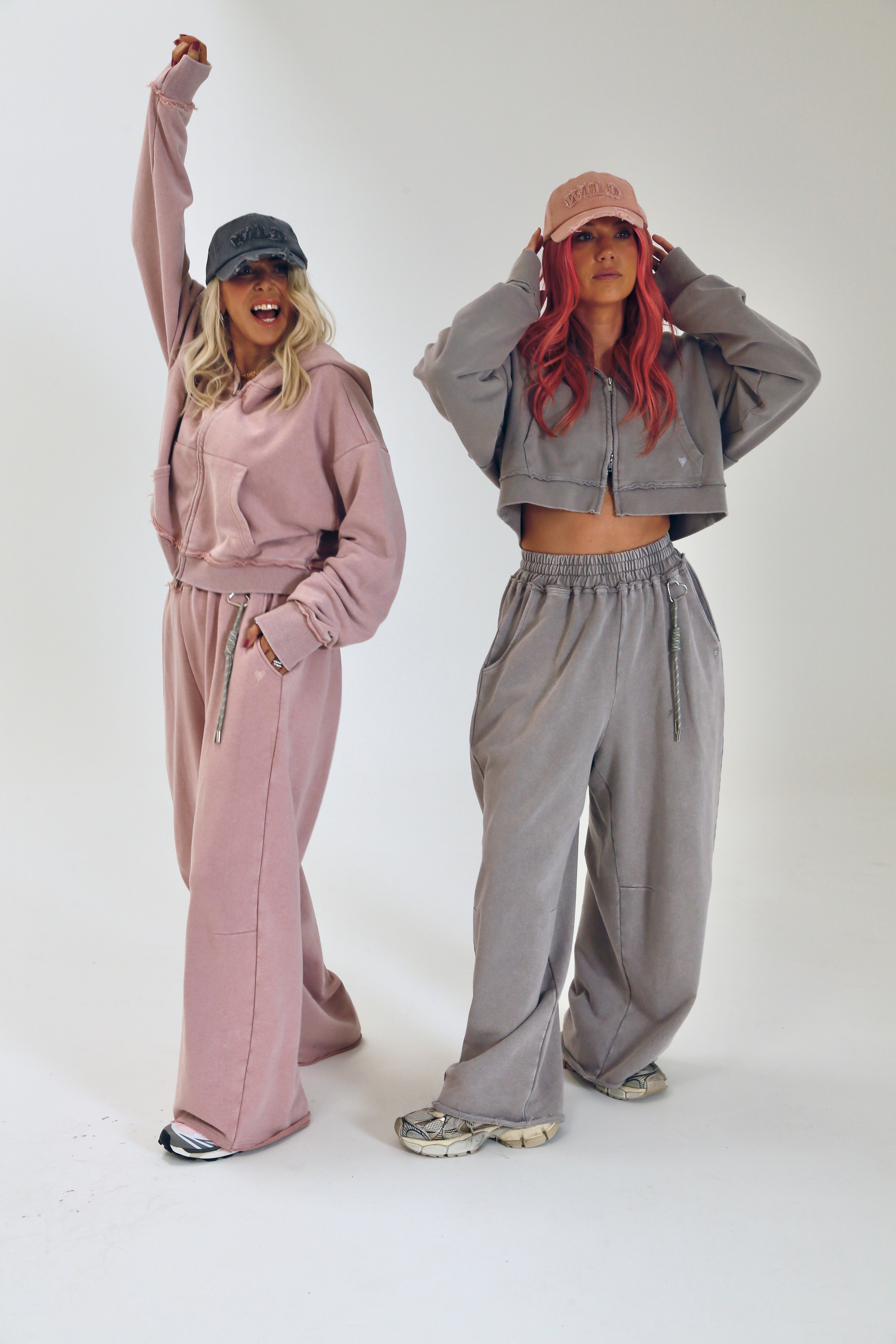 THE WILD LINE TRACK PANT - Smoke