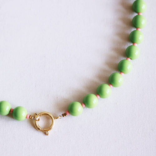 Beaded necklace with Miyuki beads - green/salmon