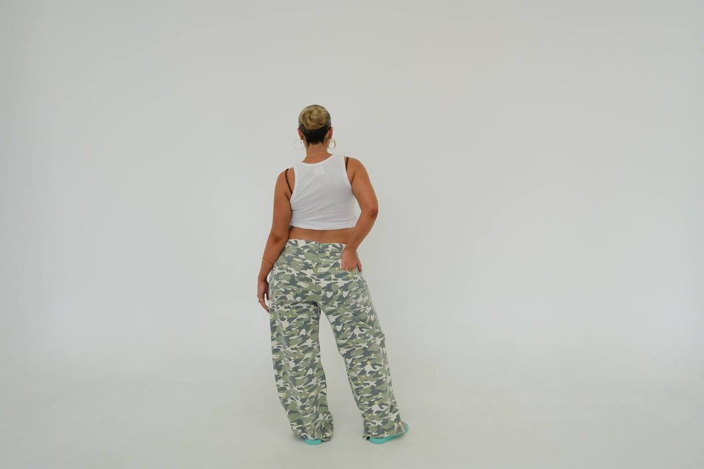 BB Baggy Mid-Rise Jean - Camo Star