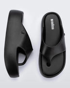 MELISSA FREE PLATFORM THONG - BLACK