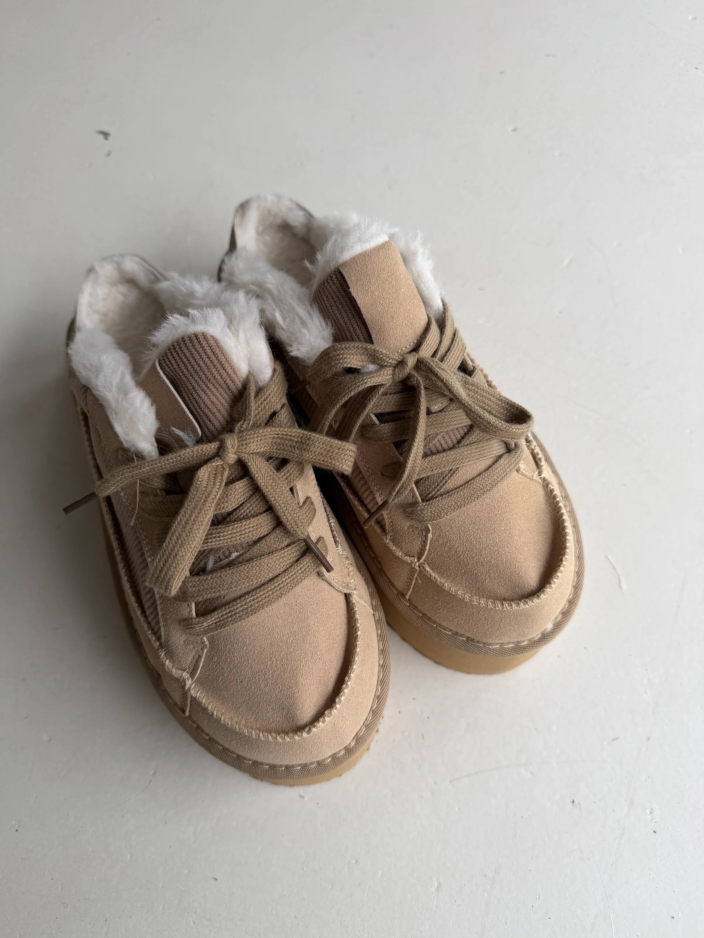TAREEZE Sneaker Slides - Sand