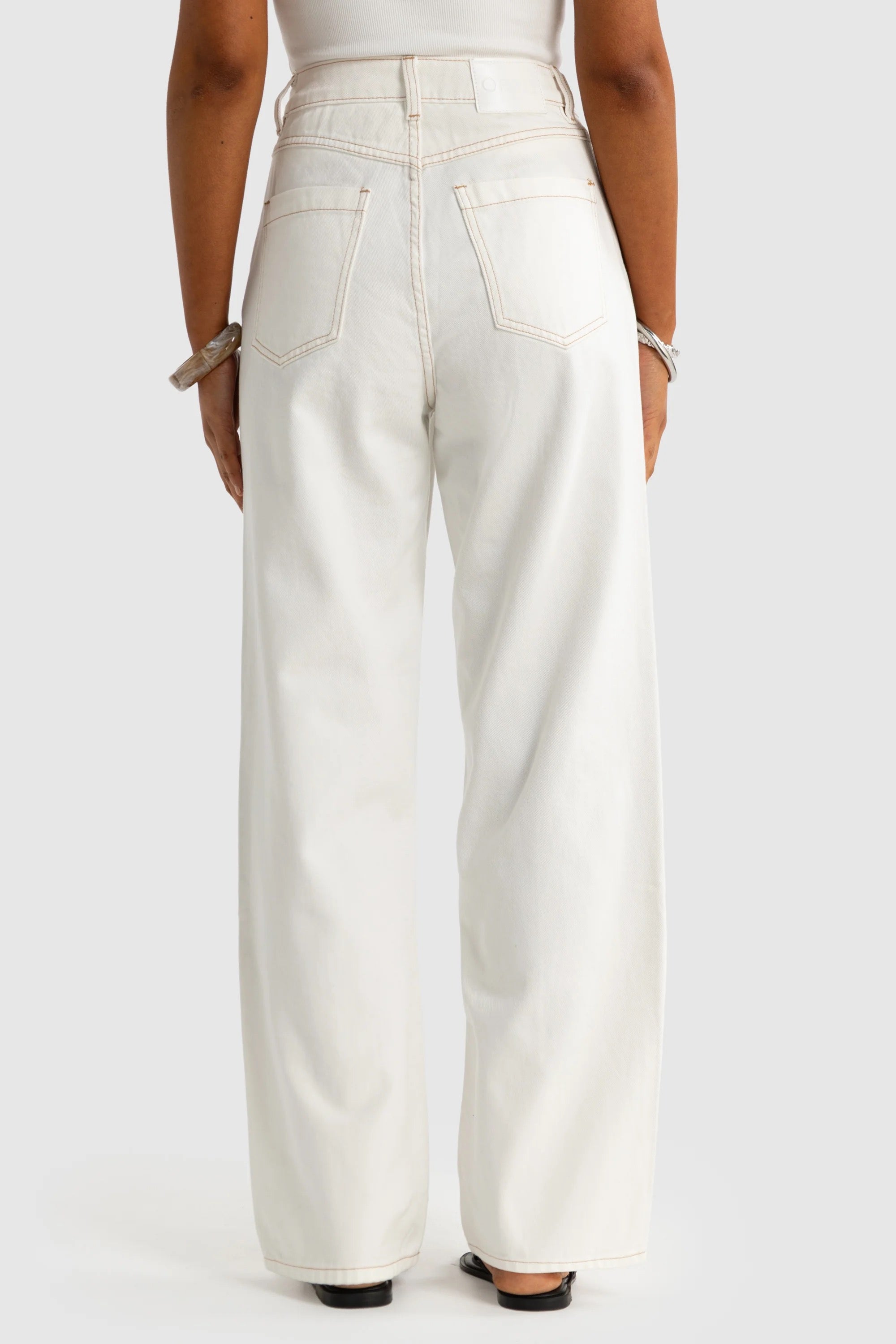 Willow Denim Relaxed Jean White
