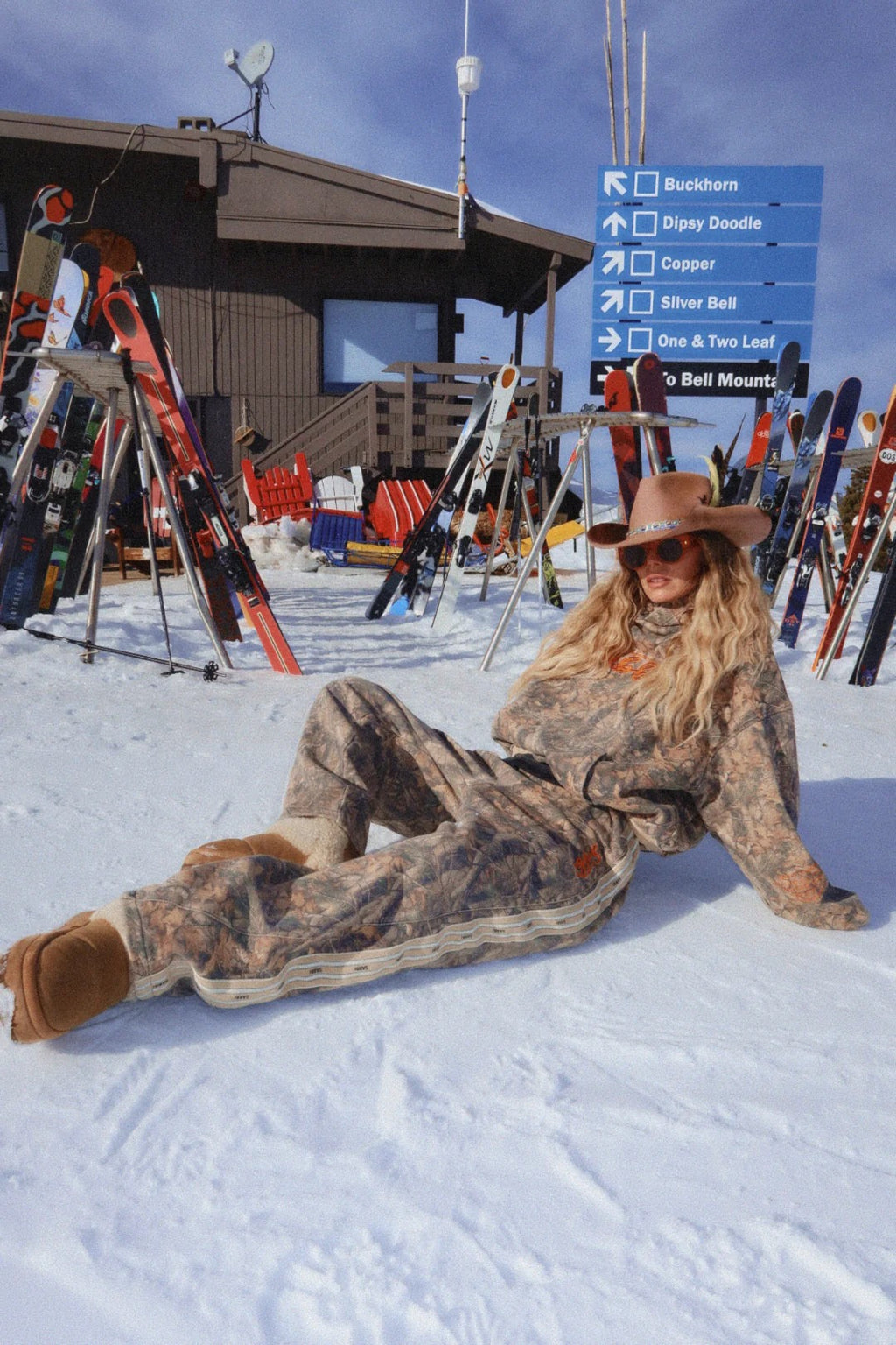 THE NAME YOURSELF BARREL-LEG TRACKPANTS - TREE CAMO