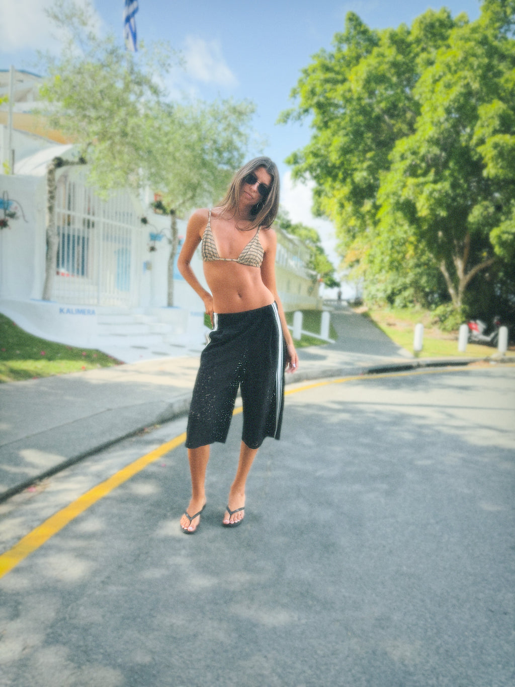 THE LINE ROMY SHORTS BLACK BABY LEMONADE