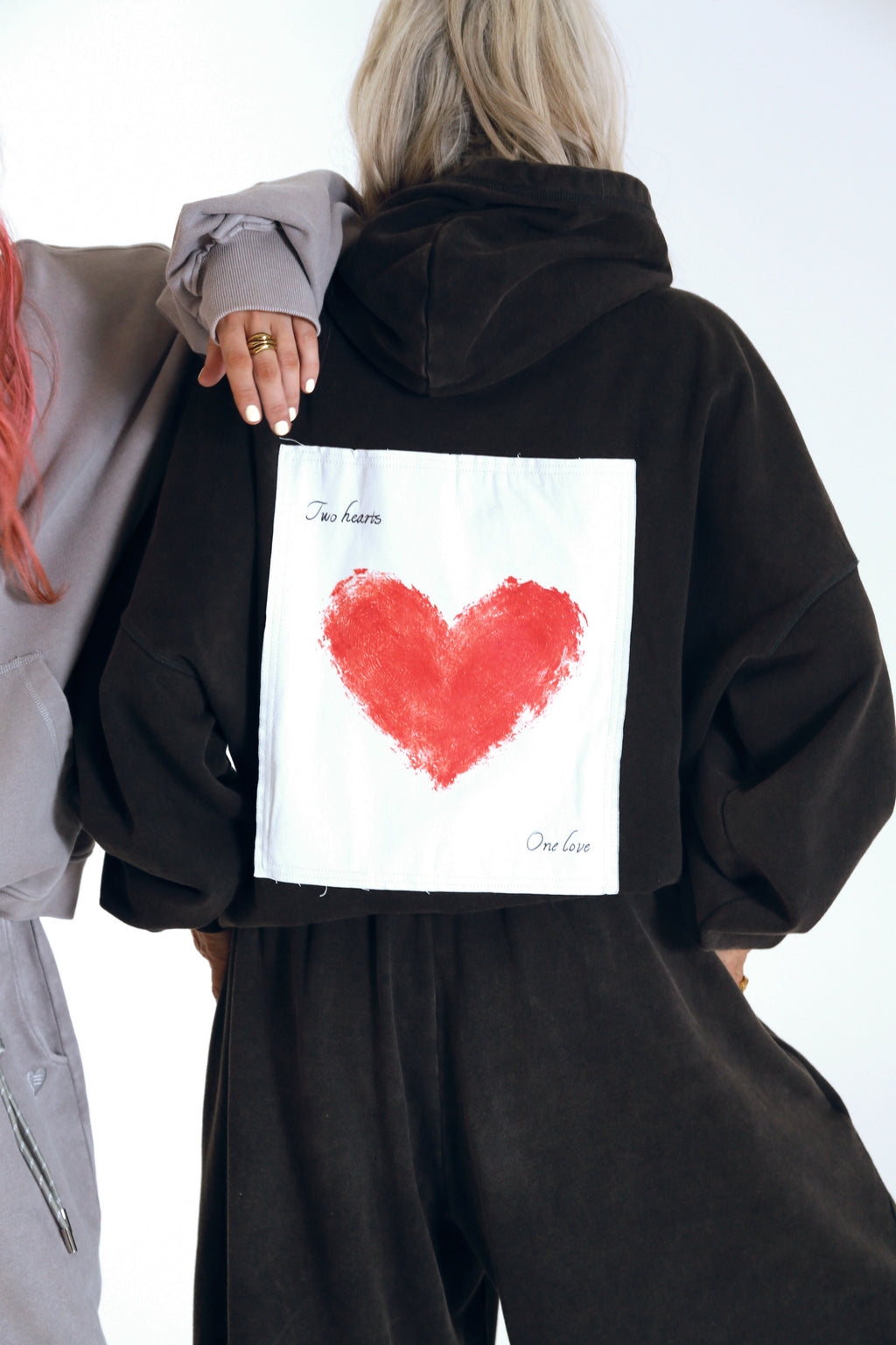 THE ONE LOVE HOODIE - Charcoal