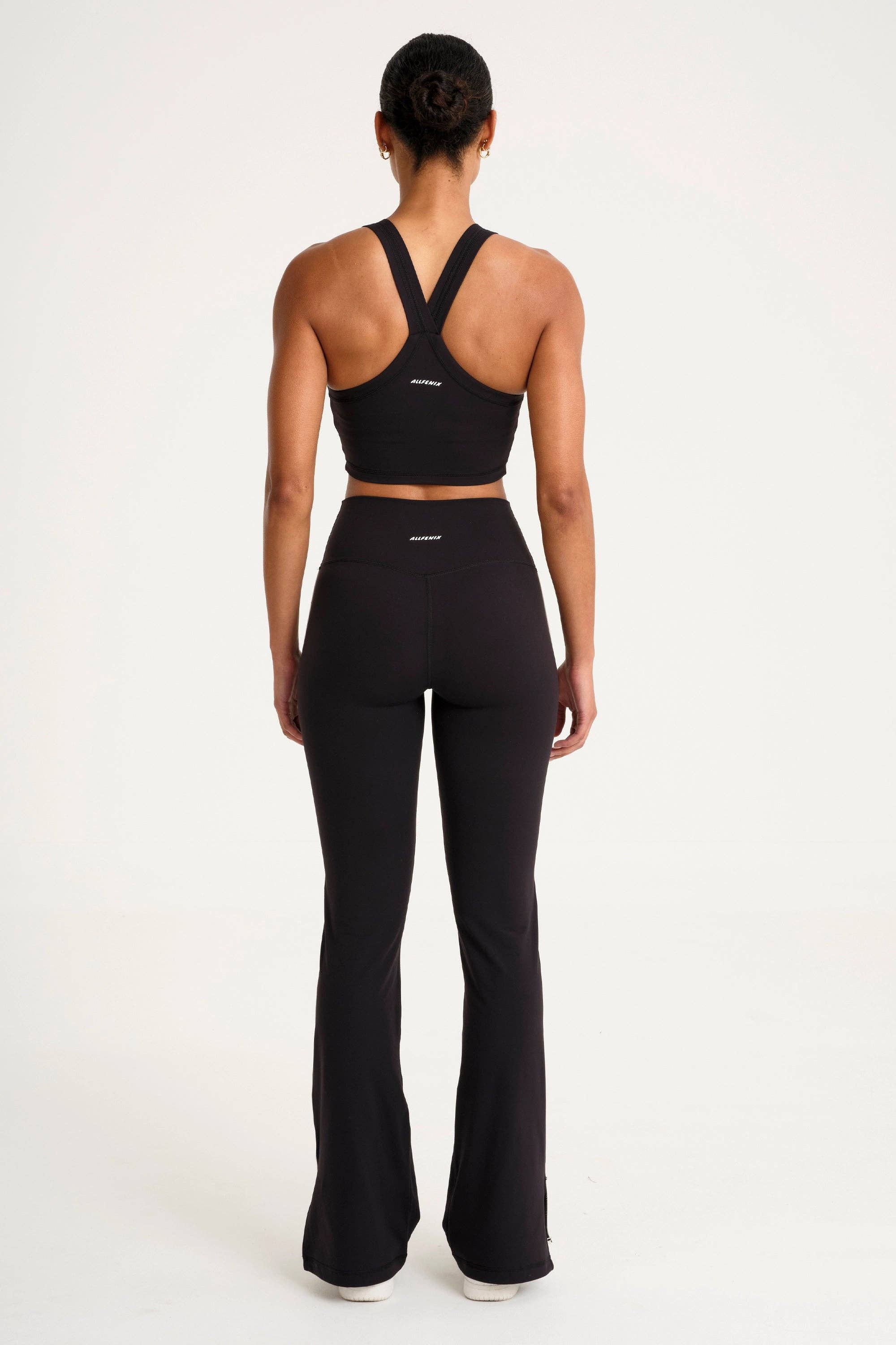 CloudCore Contrast Flared Legging - Black
