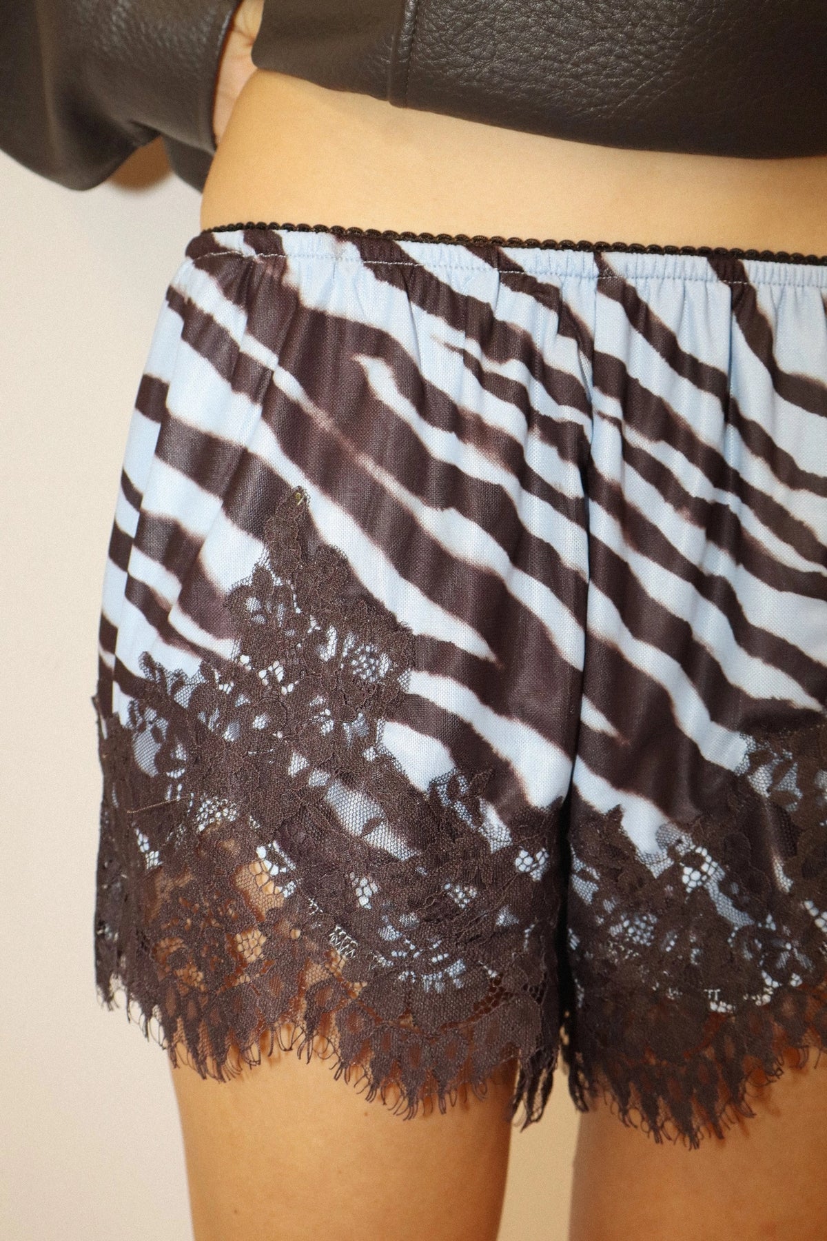 Zebra Lace Short - Blue